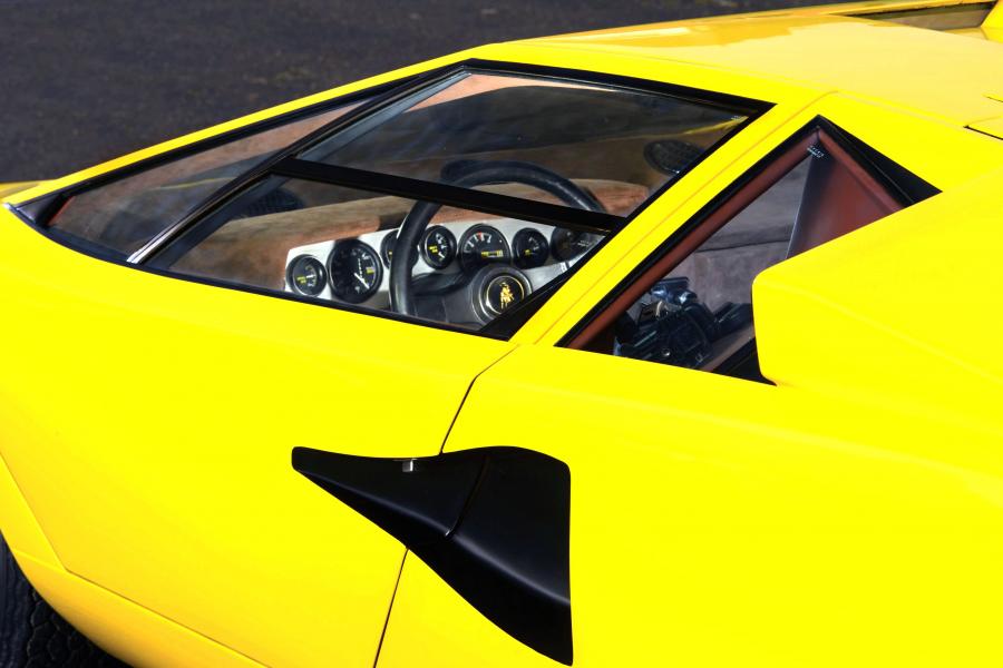 Детали экстерьера Lamborghini Countach LP400 1974 года  (WW) (фото 25 из 55)